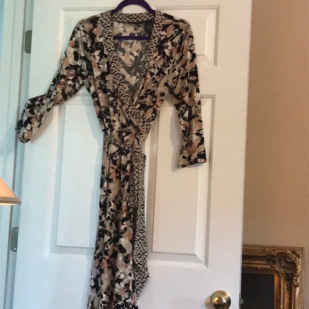 Floral print wrap dress